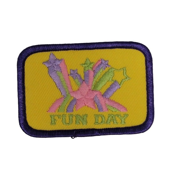 VTG Eighties Fun Day Sew On Embroidered Patch, 3", Girl Scout Patch - Picture 1 of 5